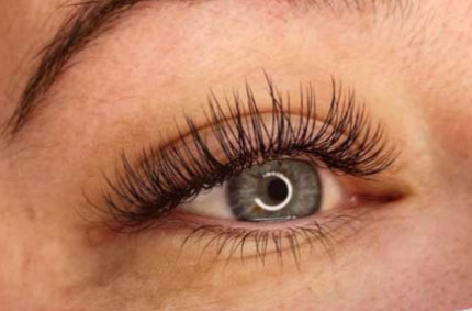 Extensiones de pestañas clásicas